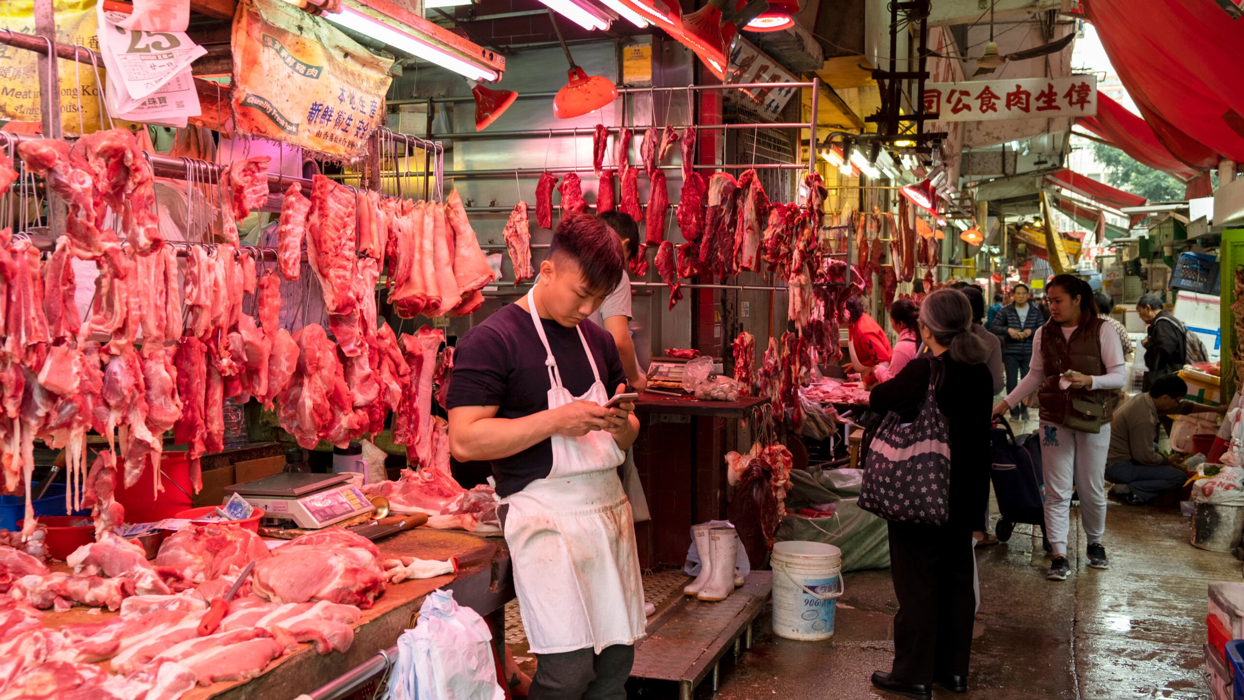 Carne bovina em feira na China